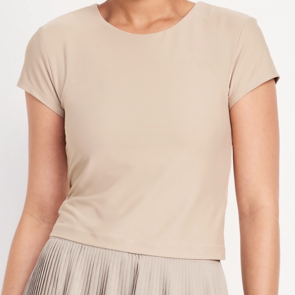 Women’s Old Navy Powersoft Support Crop Top Size Medium Savannah Grass